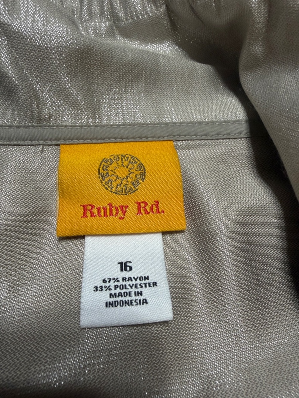 Ruby Rd. Jacket GOLD METALLIC Light Weight Button Down jacket. Size 16 - Picture 6 of 7